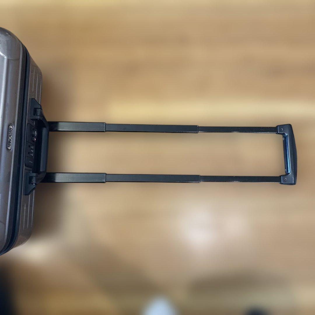 RIMOWA/リモワ製の2輪サルサ ビジネストロリー シャンパンゴールド 23L