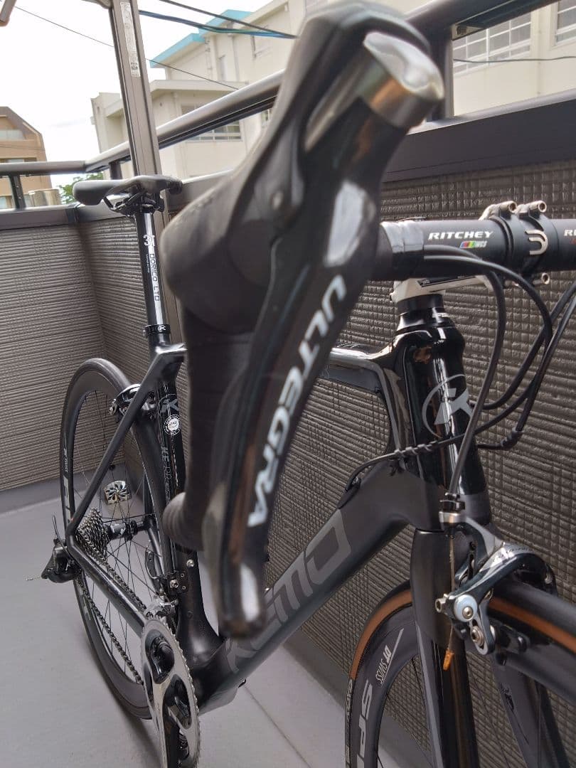 シロネコヤマト様 KEMO ケモKE-R8 カーボンロードバイク【超軽量スイス