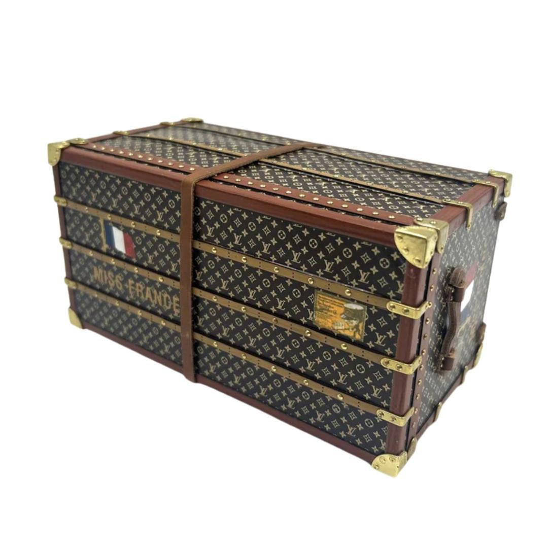 LOUIS VUITTON ルイ ヴィトン ノベルティ トランク 置物 非売品 - メルカリ