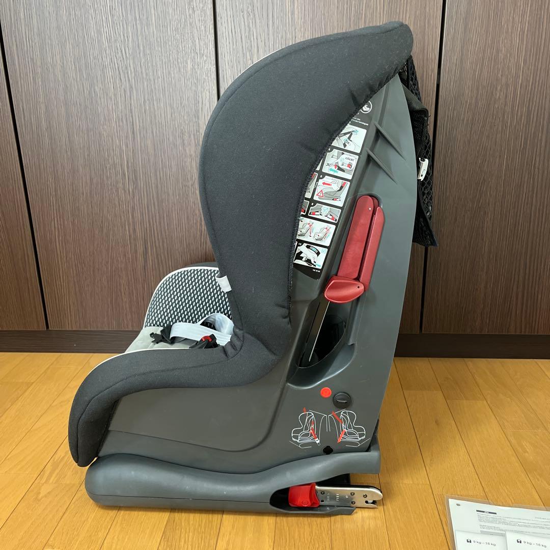 《美品》フォルクスワーゲン ISOFIX チャイルドシート　グレー