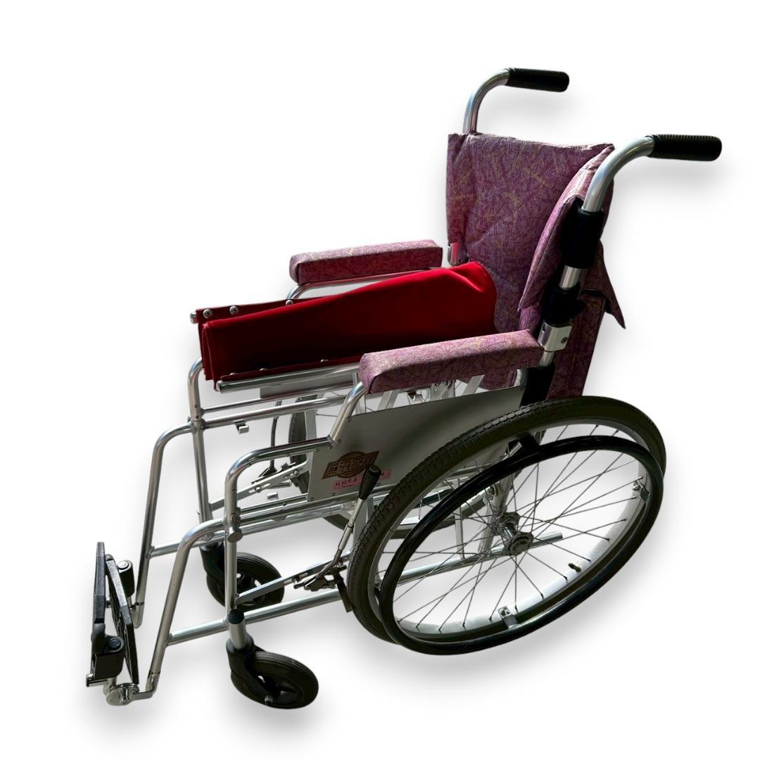 日本ウィール・チェアKK 自走も介助も可能◎ 車いす 車椅子 折りたたみ