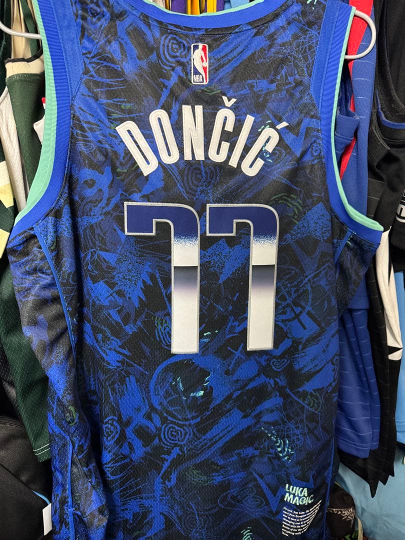 ルカ・ドンチッチ マーベリックス セレクトシリーズ ユニフォーム