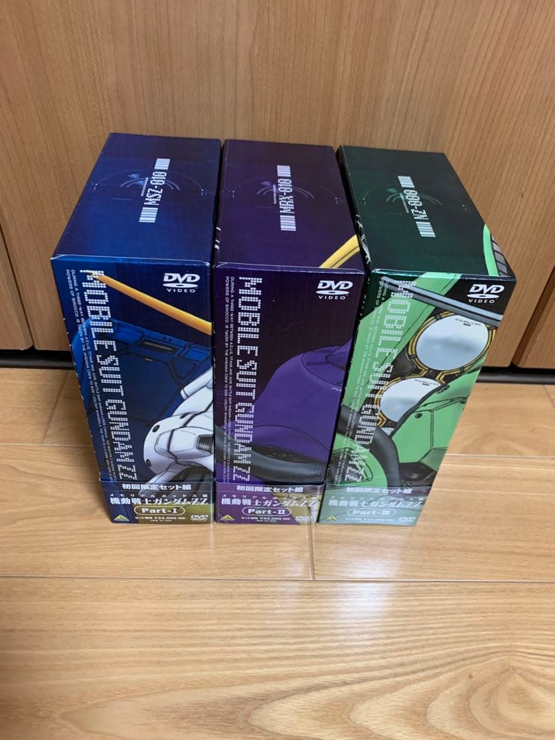 美品 機動戦士ガンダム、Z、Z Z、逆襲のシャア他DVD48本セット