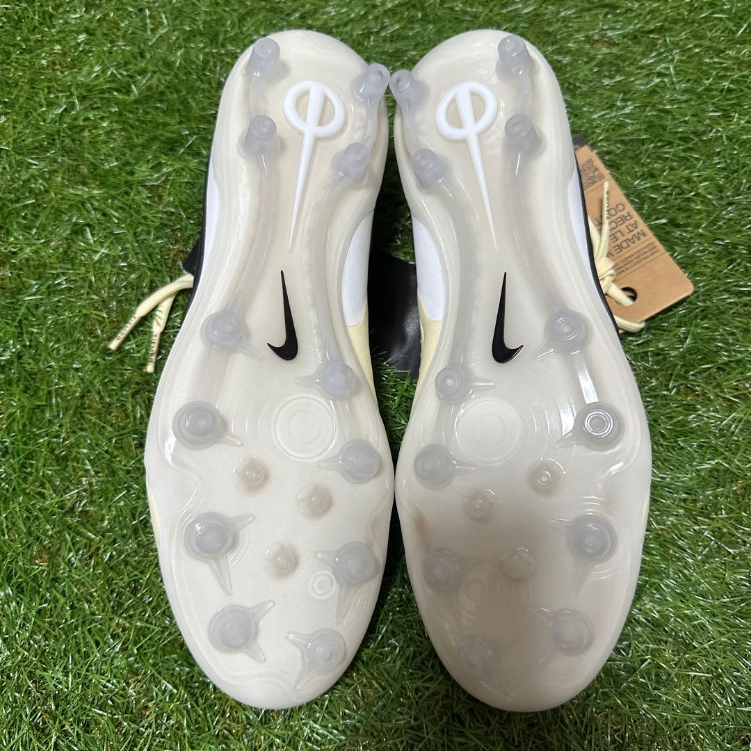 【ラスト一足！】ナイキ レジェンド 10 エリート AG-PRO 25.5cm