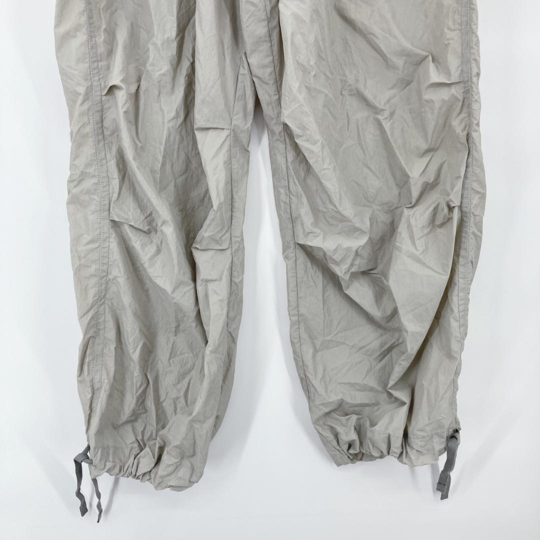 and wander | ZARA ライトグレー カーゴパンツ Lサイズ - メルカリ