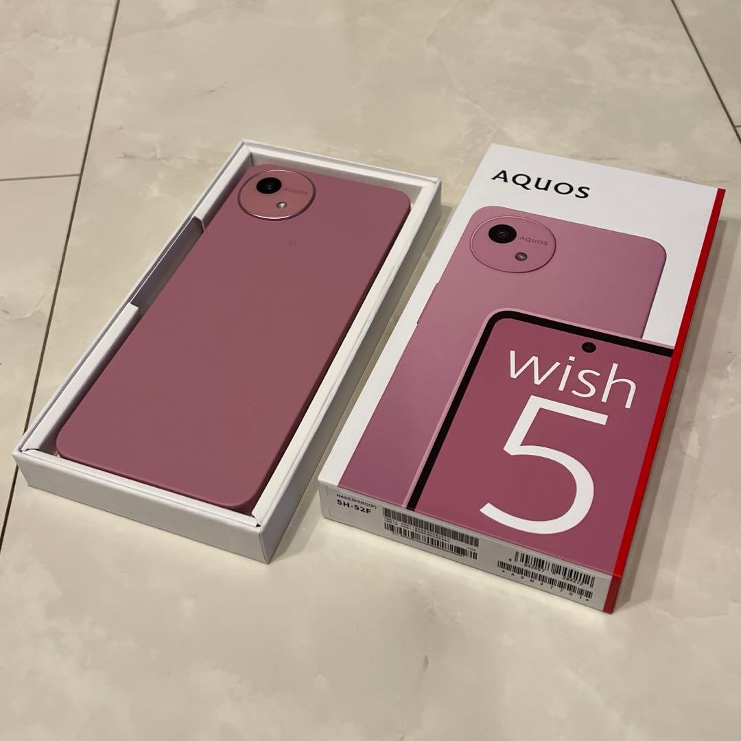 AQUOS wish 5 ピンク 本体とケース付き - メルカリ