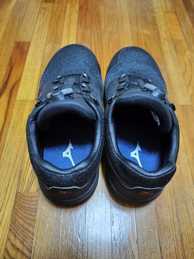 Mizuno BOAシステム安全靴 ブラック/レッド 23.0cm