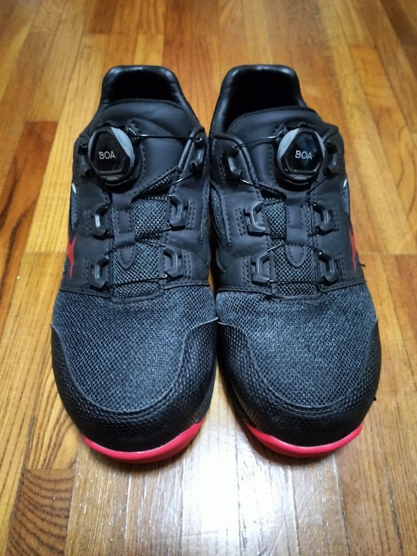 Mizuno BOAシステム安全靴 ブラック/レッド 23.0cm