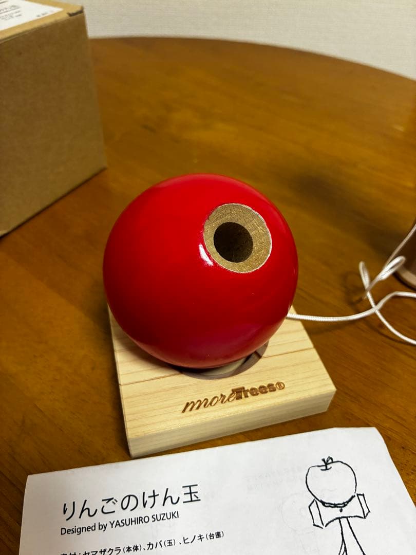 more Trees りんごのけん玉 坂本龍一 現代アーティスト鈴木康広 - メルカリ