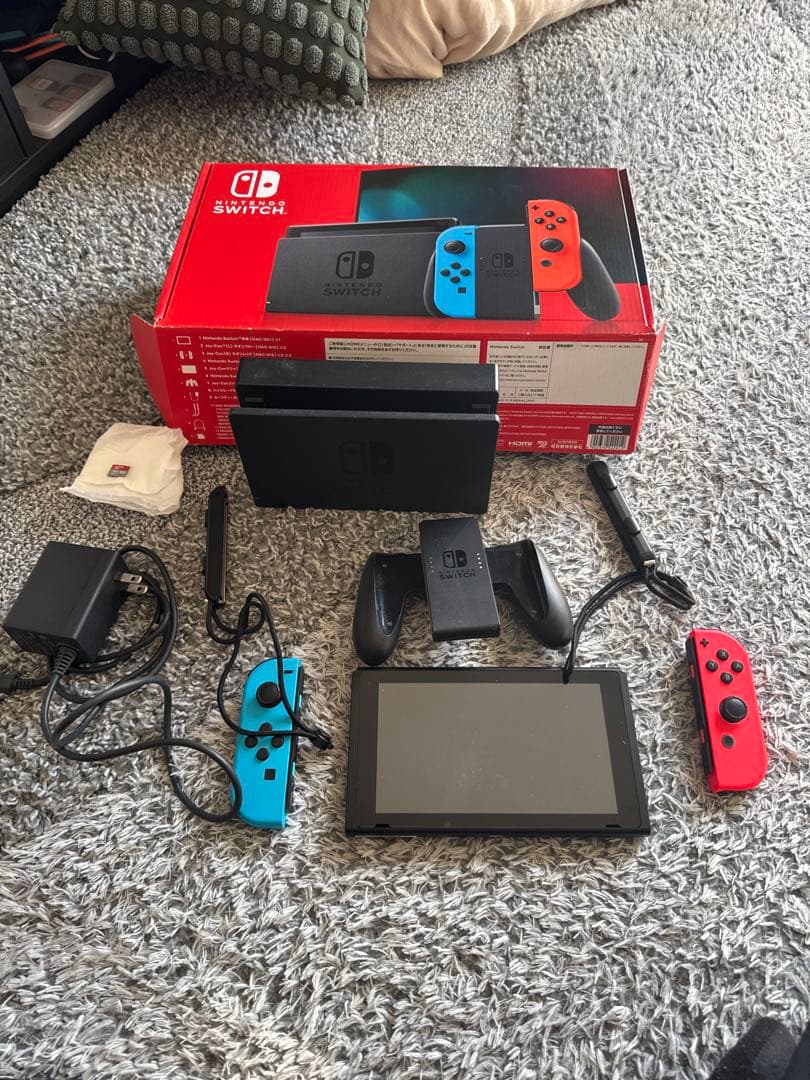 Nintendo Switch / 128GB microSD付き Amazon.com: SanDisk 128GB MicroSD Nintendo Switch Memory Card for