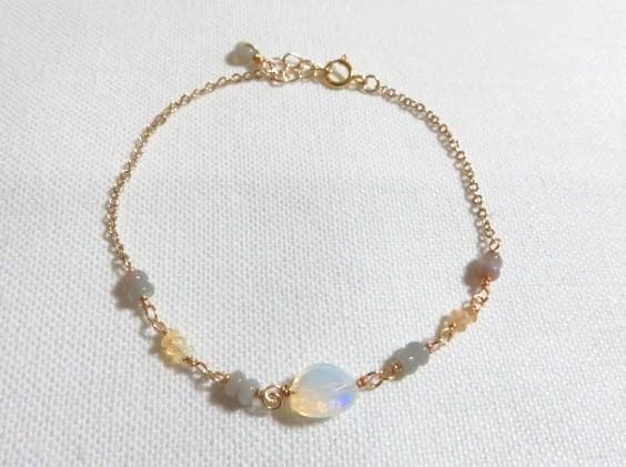 14kgf エチオピアオパール チェーン ブレスレット - メルカリ