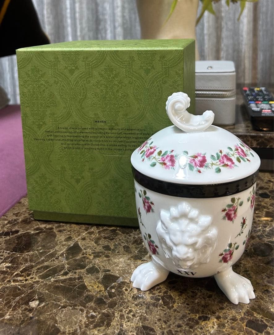 新品未使用】GUCCI 花柄 アロマキャンドル 蓋付き