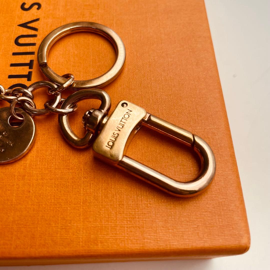 美品✨ルイヴィトンキーホルダー LV サークル カットゴールドM68000