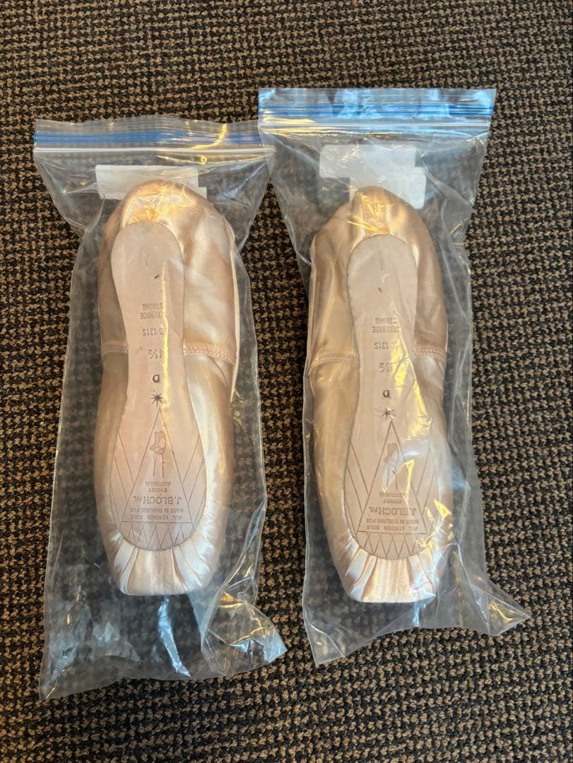 ブロック　トゥシューズ　未使用　セレナーデ　ストロング　4.5D 2足セット