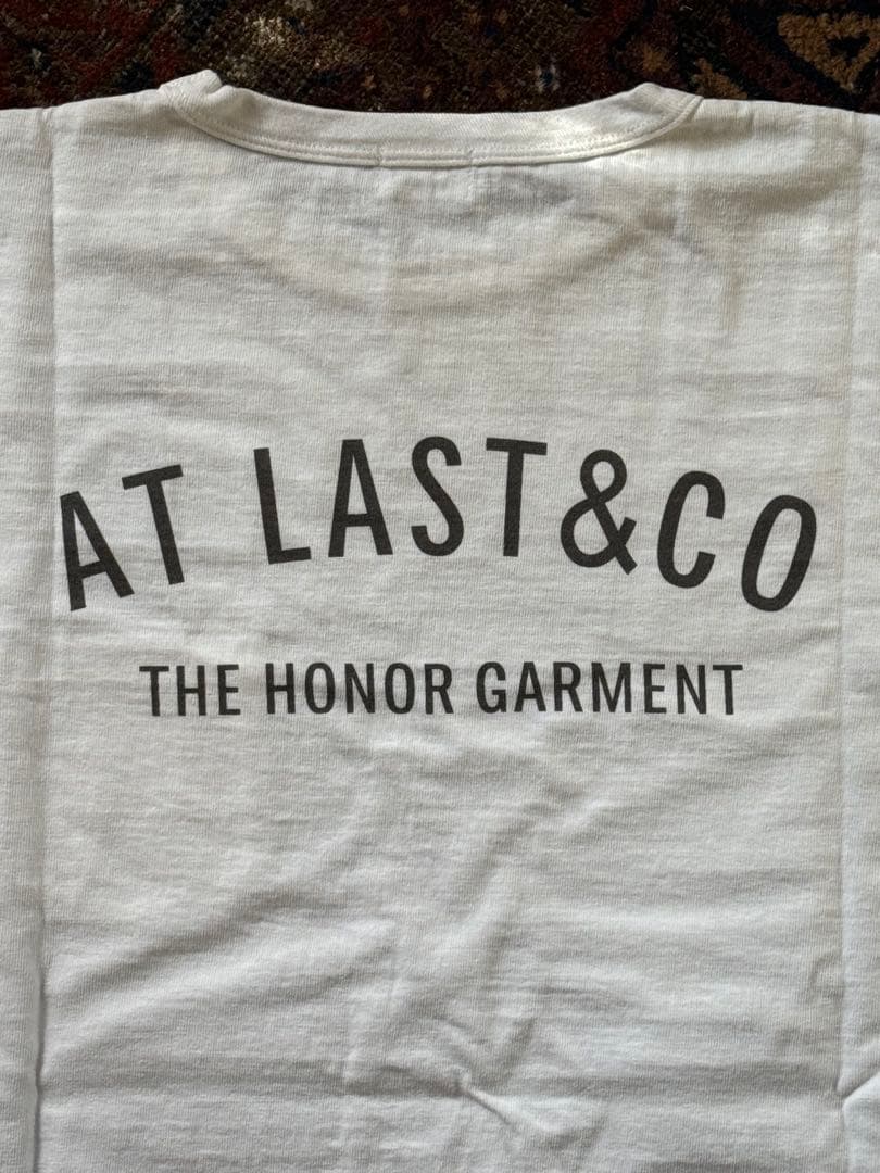 トップス At Last PRINT POCKET TEE Pocket Tee - Black - Printed Autumn - Navy