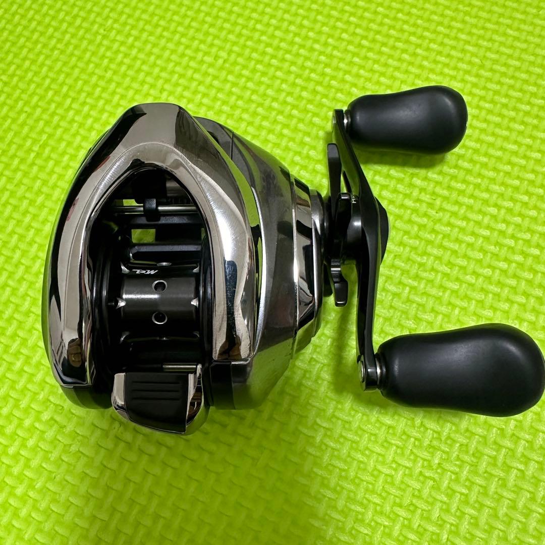 16アンタレスDC HG 右巻き シマノ ベイトリール