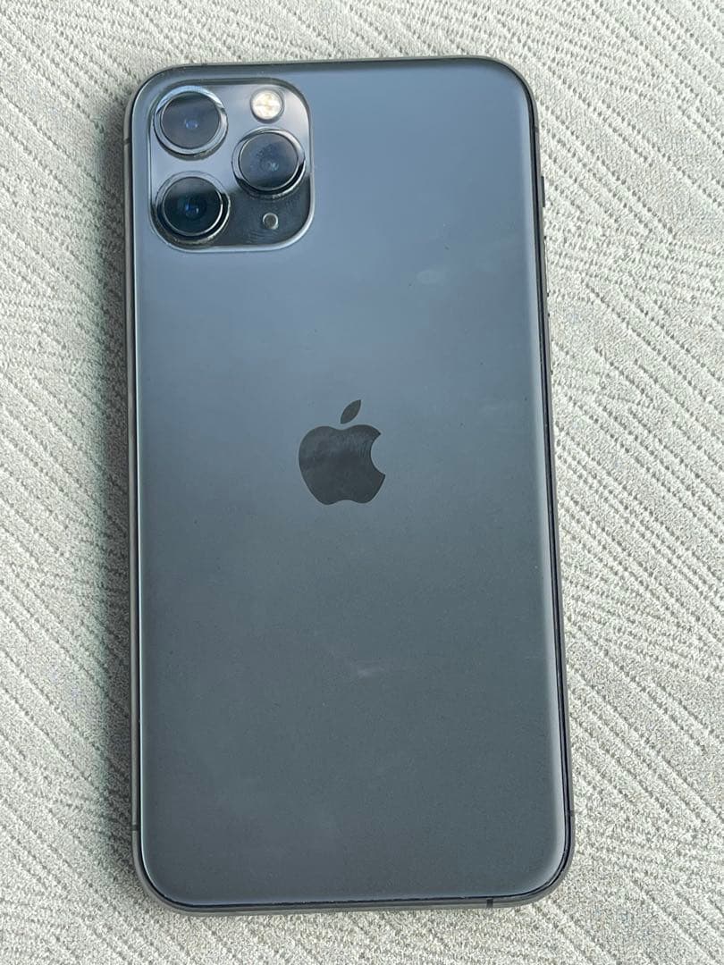Apple iPhone 11 Pro スペースグレー 256GB 画面割れ有り - メルカリ