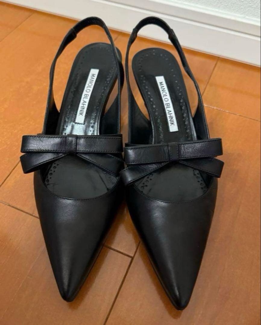 【美品】マノロブラニク リボン　パンプス　サンダル　ミュール top.jpg