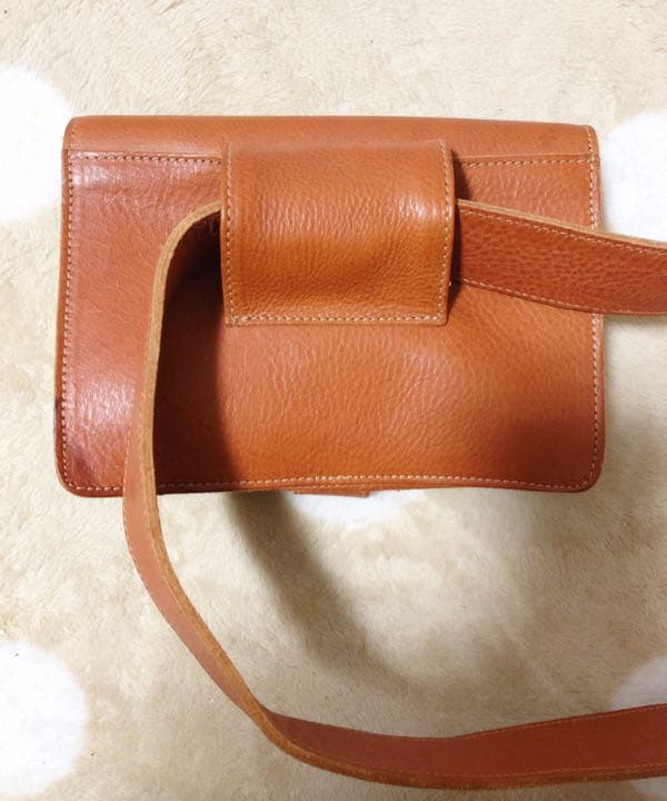 イルビゾンテ il bisonte 本革 フェス ウエストバッグ 財布 旅行の通販