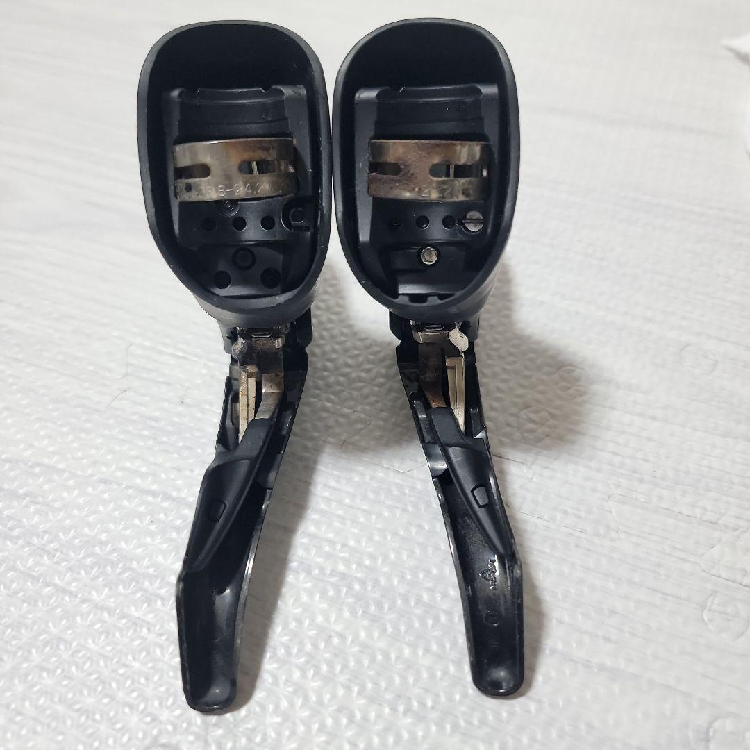 SHIMANO ULTEGRA ST-6700 ※ゴムシート?欠品