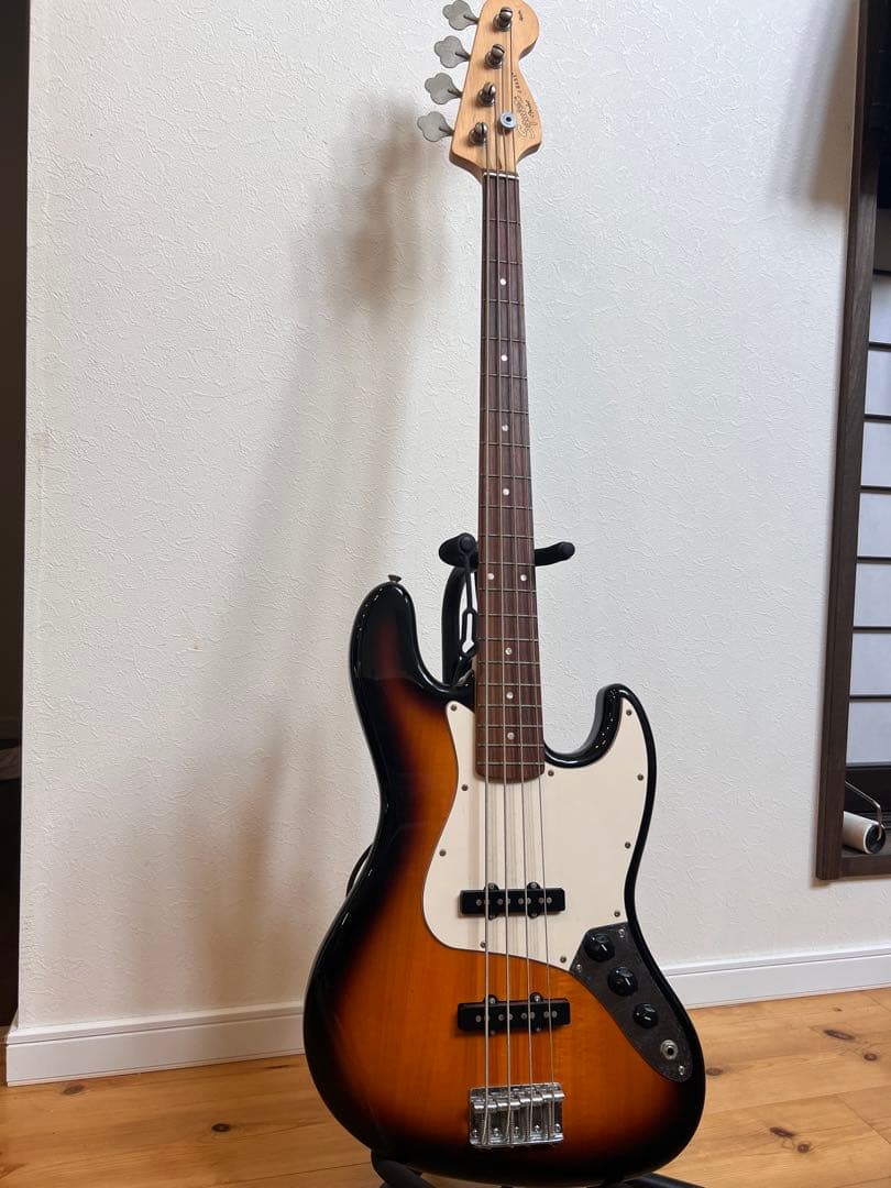 スクワイヤー　エレキベース サンバースト 楽天市場】Squier Vintage Modified JAZZ BASS 3CS 新品 サンバースト
