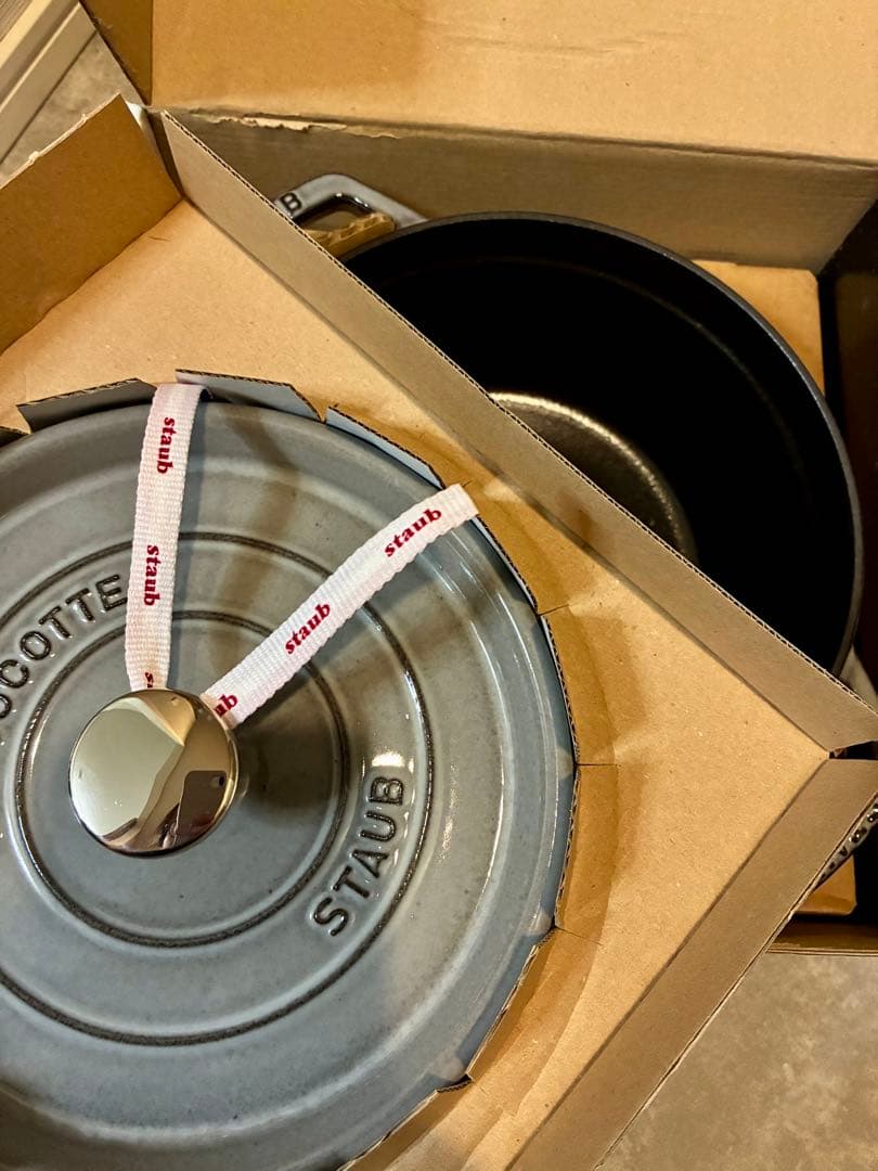 STAUB ホーロー鍋 22cm グレー STAUB鍋ストウブ22cm グレー