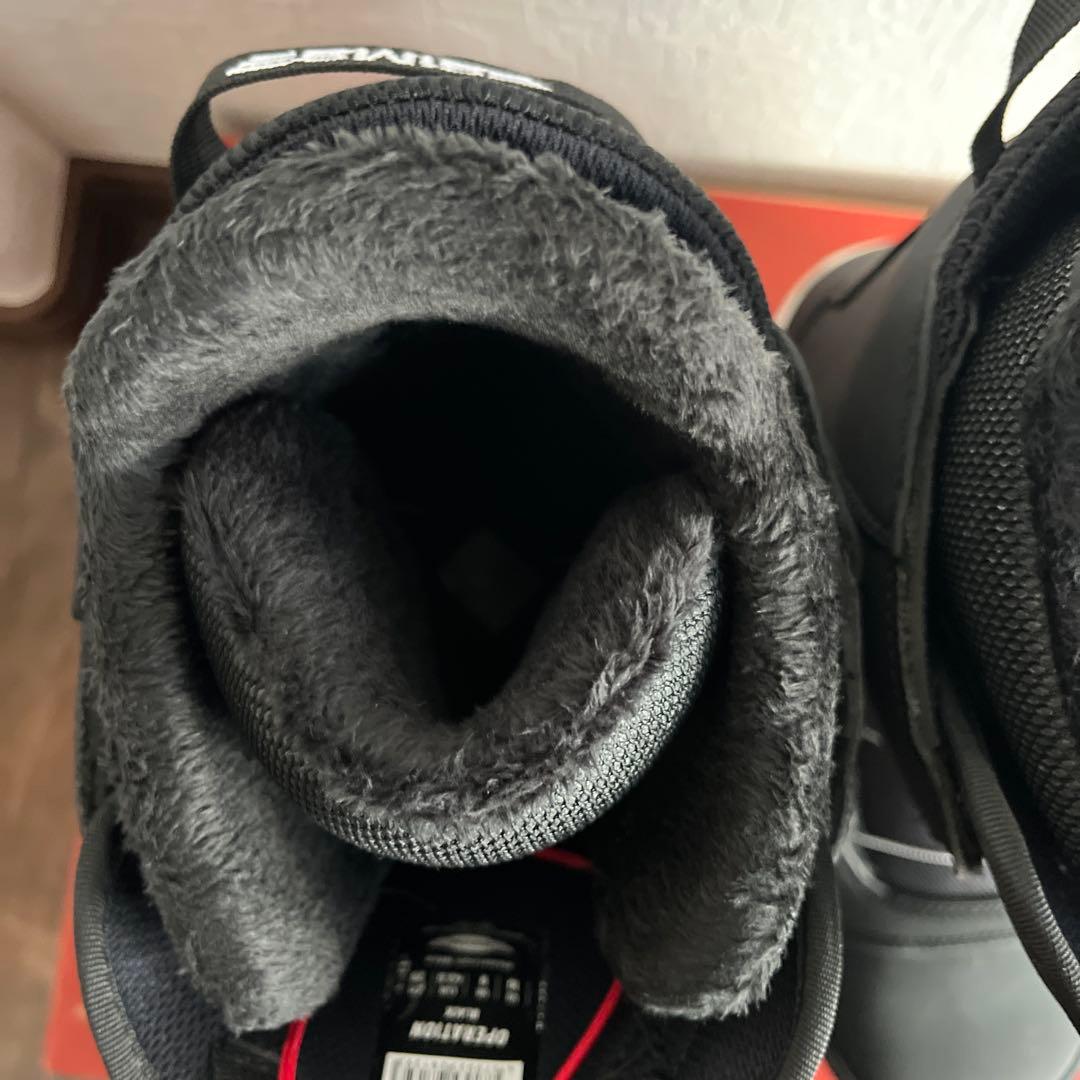 年末セール中　BOA ブラック スノーボードブーツ 28.0cm