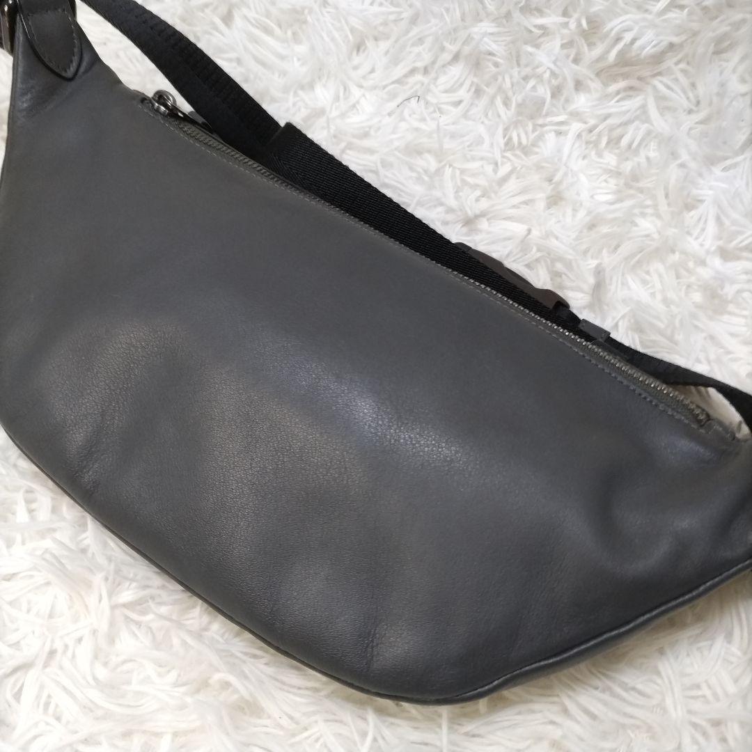 COACH コーチ リビングトン ボディバッグ 37951 レザー ショルダー