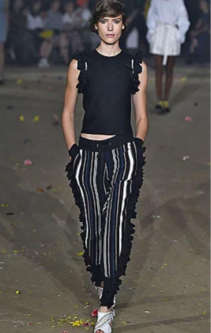 3.1Phillip Lim フィリップリム　フリルニットパンツ