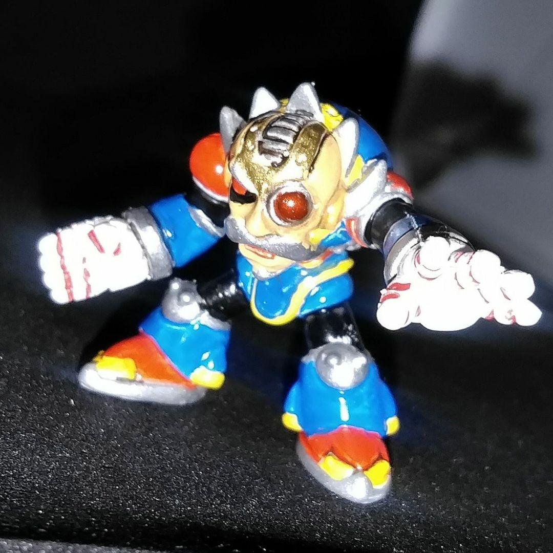 ロックマンx2 フィギュア 消しゴム カウンターハンターサーゲス 塗装品