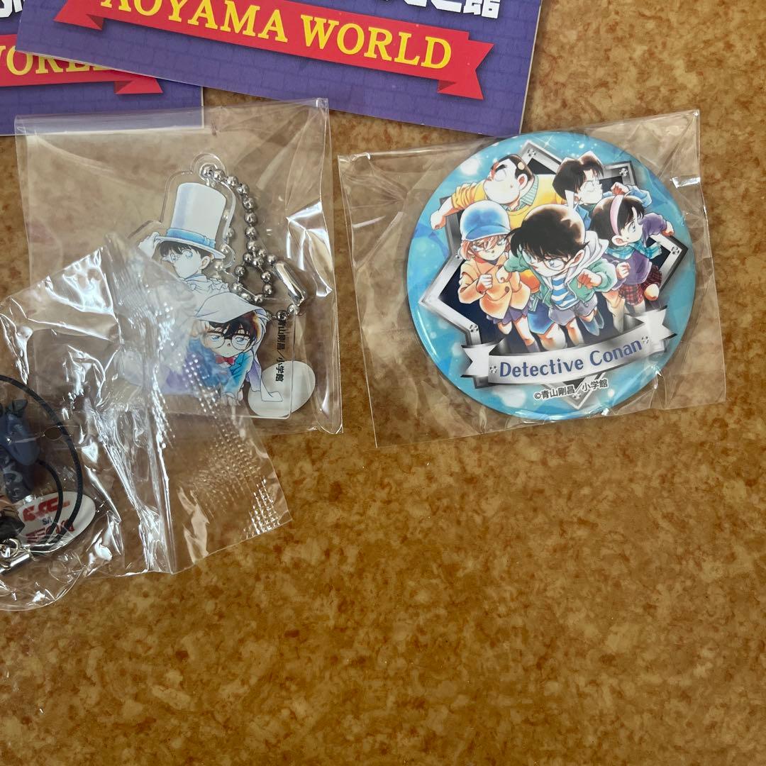 青山剛昌ふるさと館 名探偵コナン 米花商店街 アクリルキーホルダー 缶