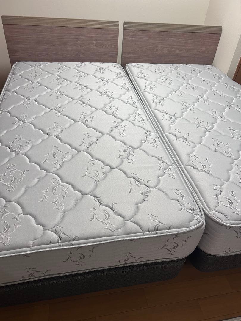 シモンズBeautyrest Twin collection シングル1台分