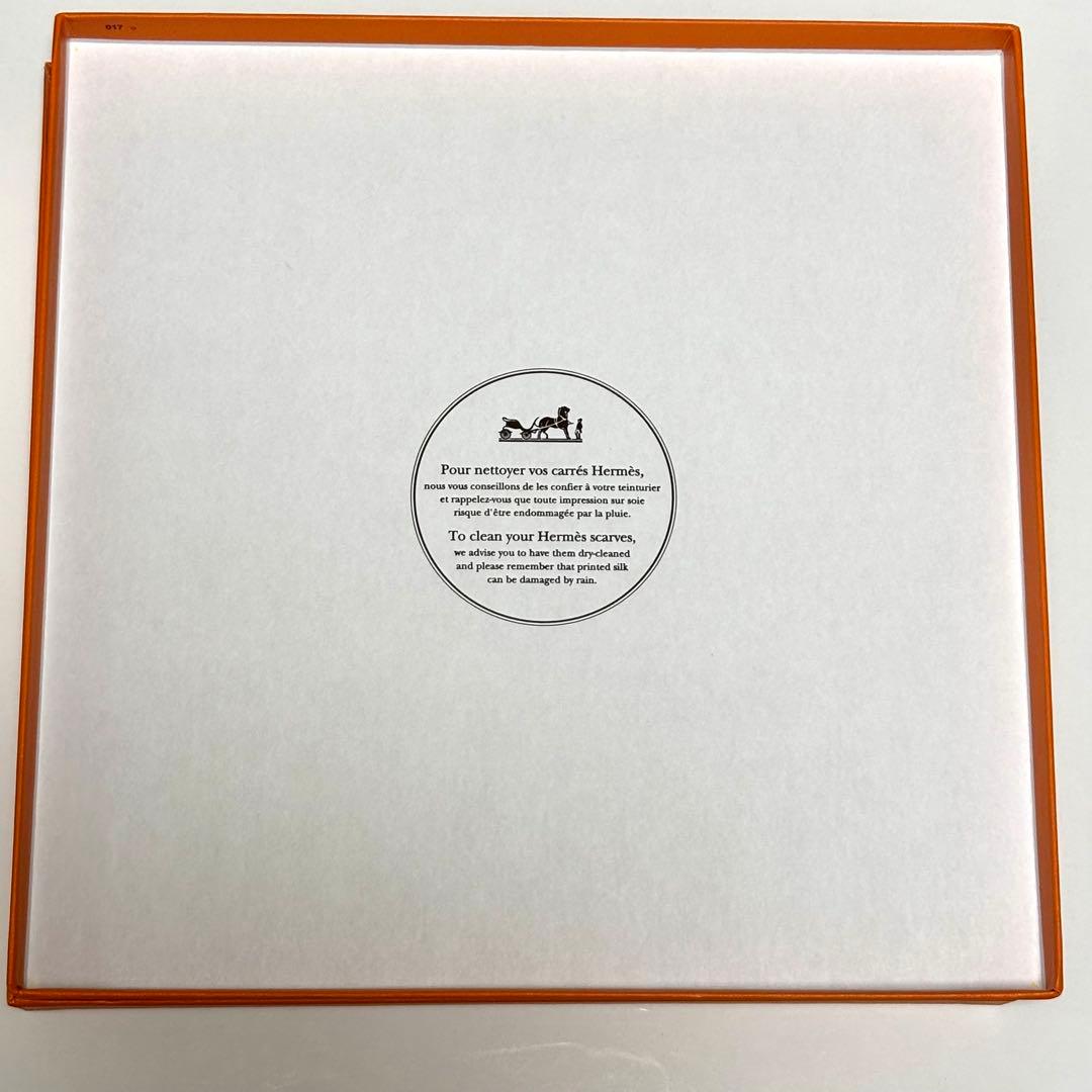 【新品】完売品 HERMES エルメス カレ90 《動物の謝肉祭》 シルク100