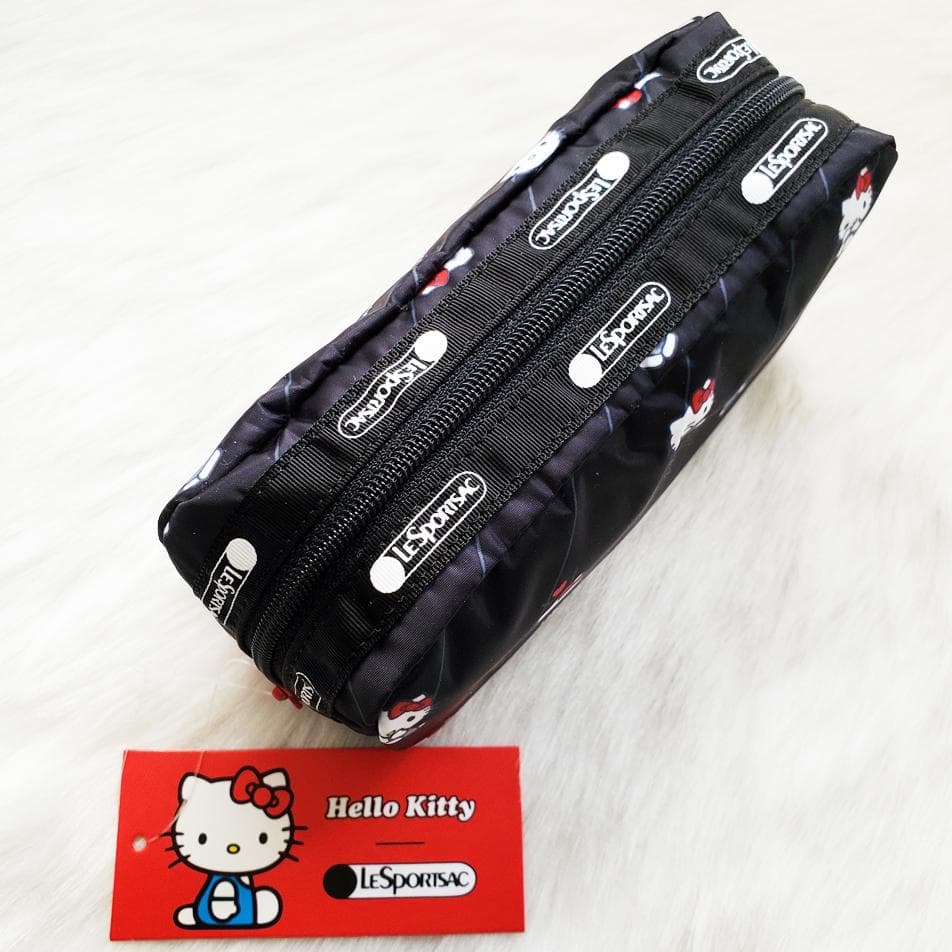 新品未使用✨レスポートサック⭐ハローキティ50周年⭐ポーチ⭐海外限定