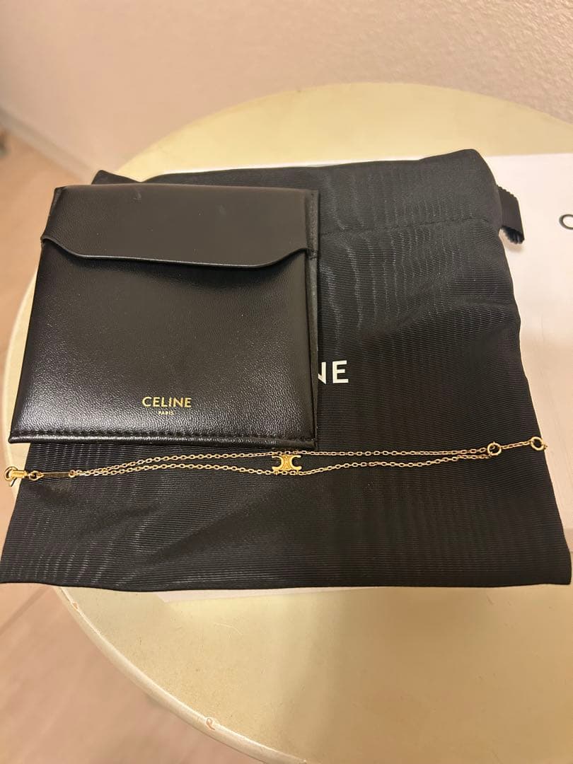 み*ゃ様 CELINE トリオンフ サスペンダーブレスレット ゴー