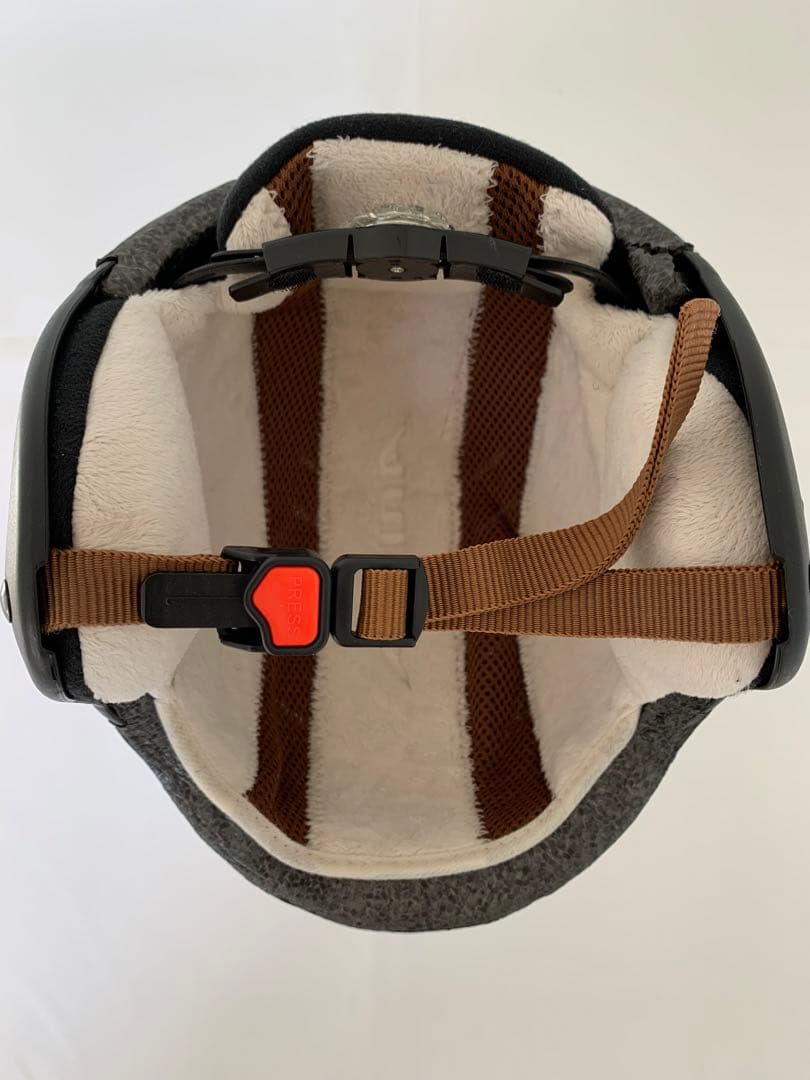 サイズ140 子供用スキーウェアーセット、ヘルメット、グローブ、ブーツ付き