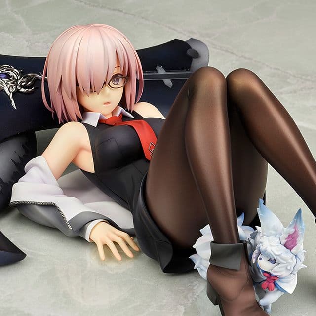 【期間限定セール中】Fate/Grand Order マシュ・キリエライト1/7 兎田ぺこら × マシュ・キリエライト 1/7 完成品フィギュア