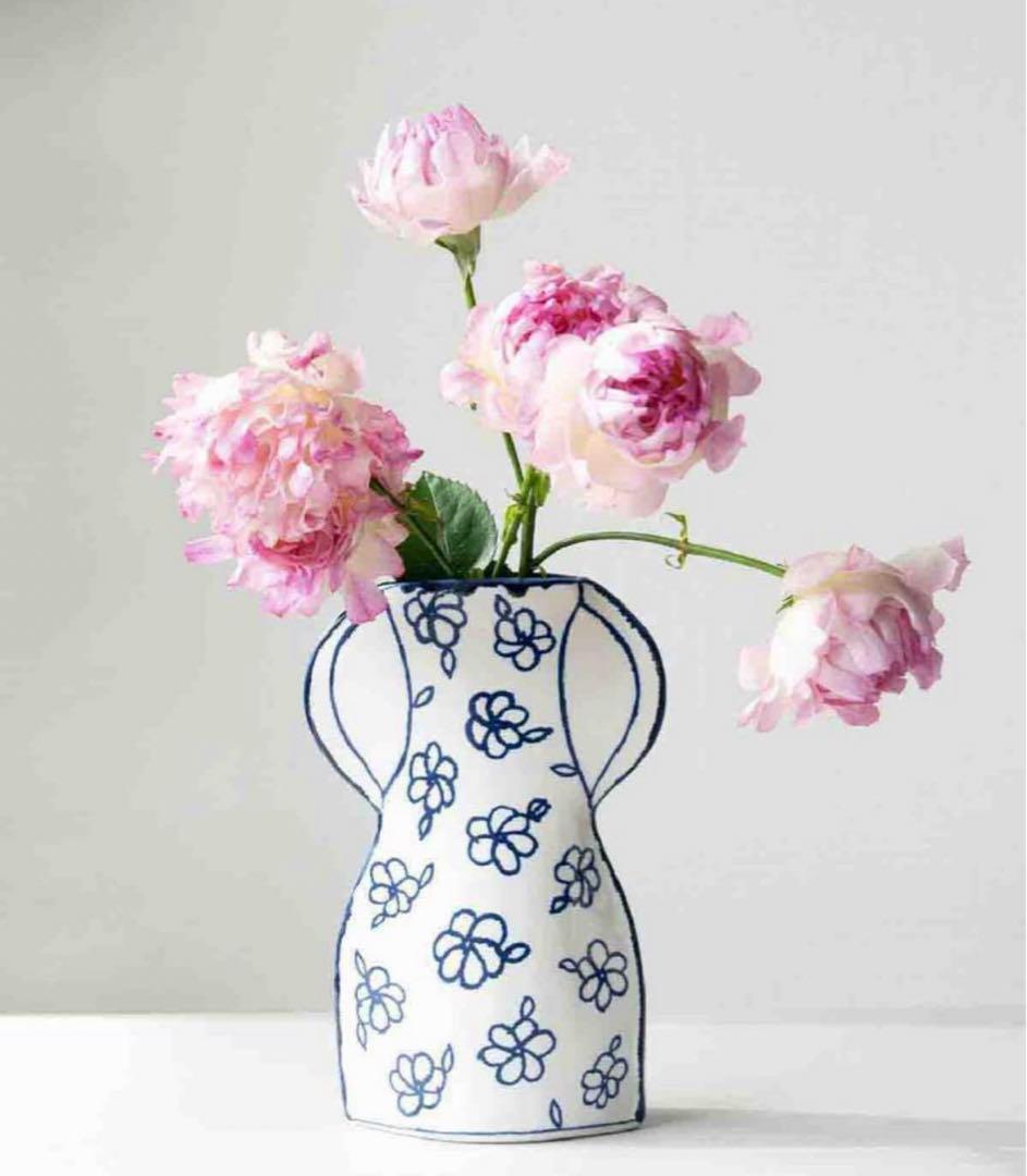 【希少】マリアンヌ　フラワーベース　花瓶　スウェーデン産　陶器　北欧インテリア 花柄の花瓶｜マリアンヌ・ハルバーグ / Marianne Hallberg 2023ギフト