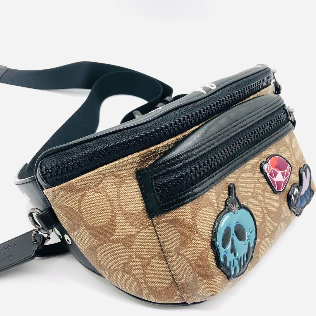 コーチF72952 ボディバッグ希少レア ディズニーコラボ白雪姫美品