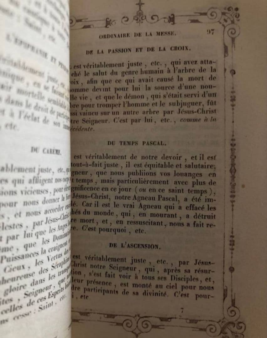 フランス アンティーク モノグラム 聖書 祈祷書 装飾 古書
