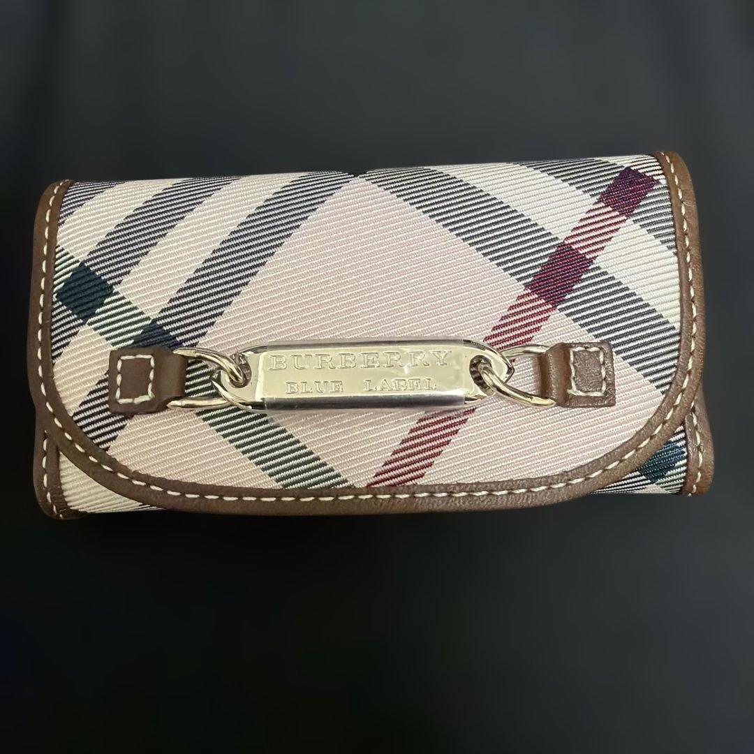 【新品未使用】Burberry ピンク チェック柄 6連キーケース 新品未使用】Burberry ピンク チェック柄 6連キーケース