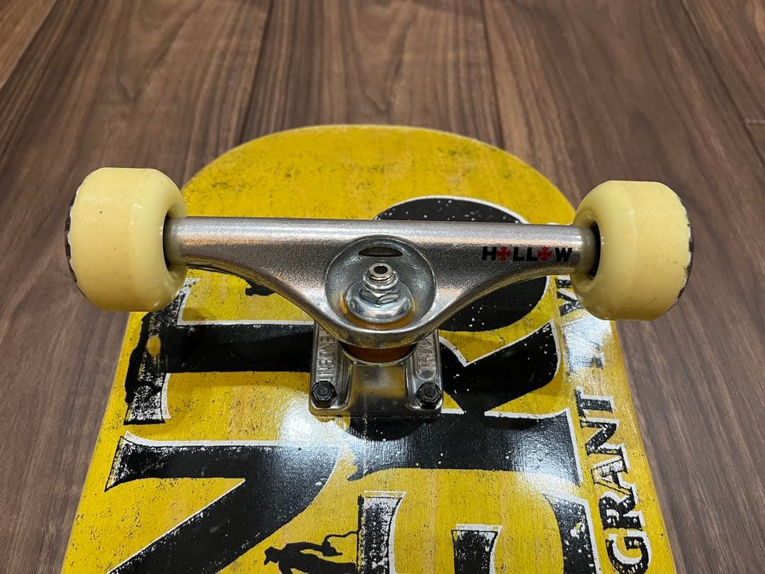 ANTI HERO コンプリートデッキ スケートボード 8.75インチ