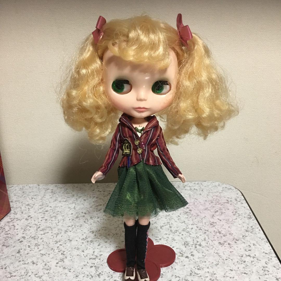 ネオプラィスはU niversity of L oveの生徒