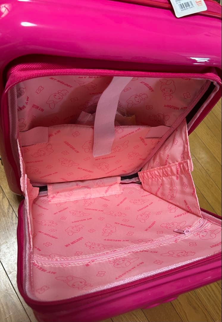 新品 My Melody キャリーケース フロントオープン 23L マイメロsanrio