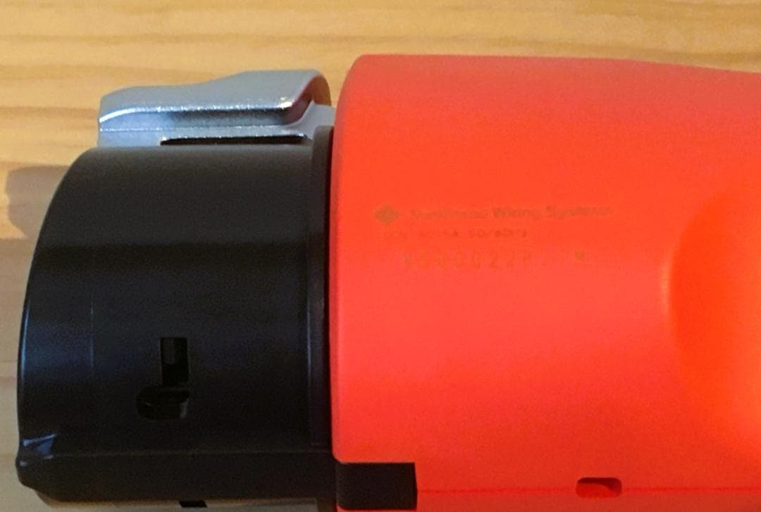 安い 通販車・バイク・自転車 - 未使用！トヨタプリウスPHV