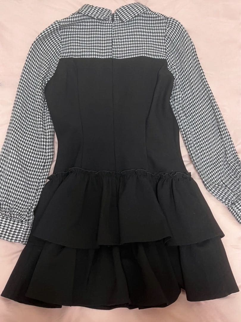 evelyn ティアードミニOP 長袖 ブラック - メルカリ