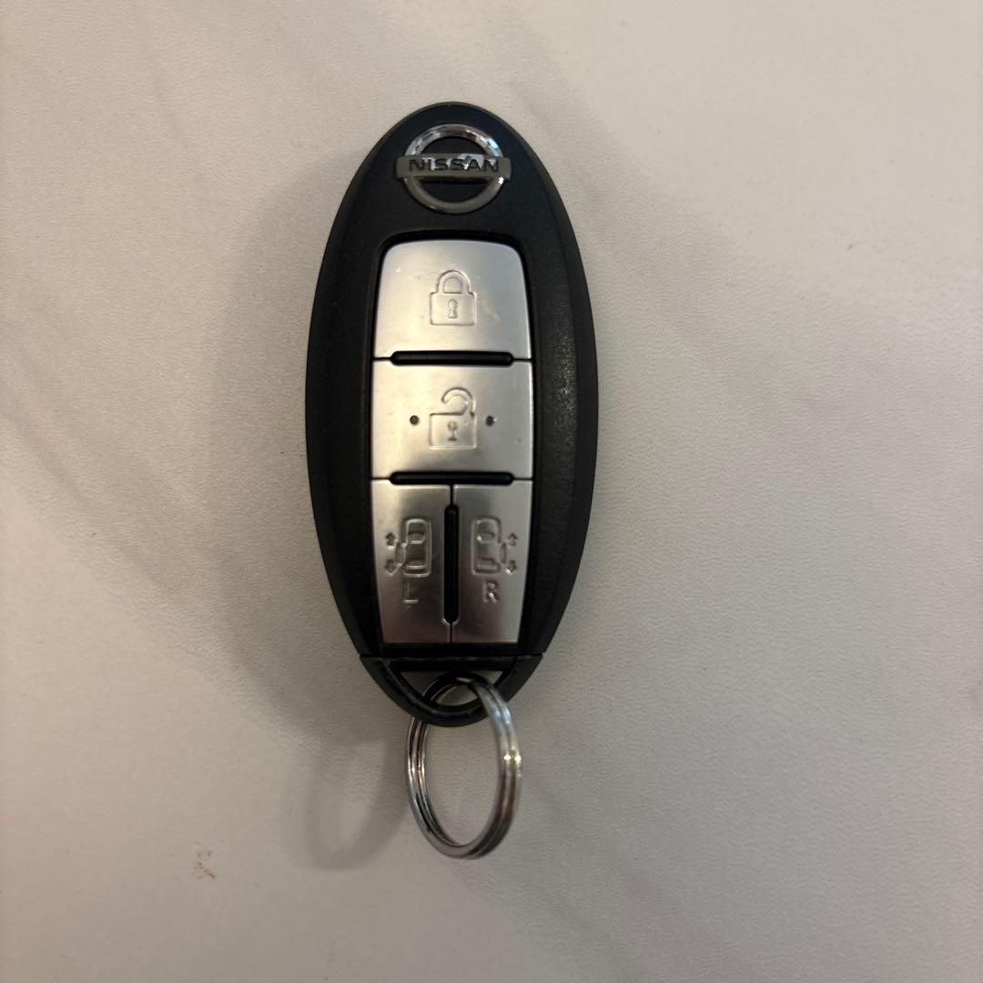 NISSAN キーレスエントリーリモコン 4ボタン - メルカリ