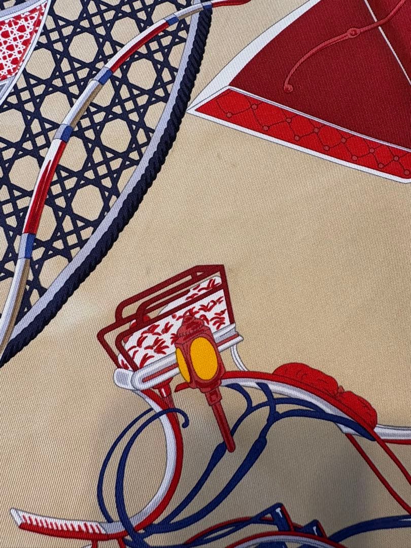 エルメス クリスマス限定ケース 折畳式幌 馬車 カレ90 スカーフ