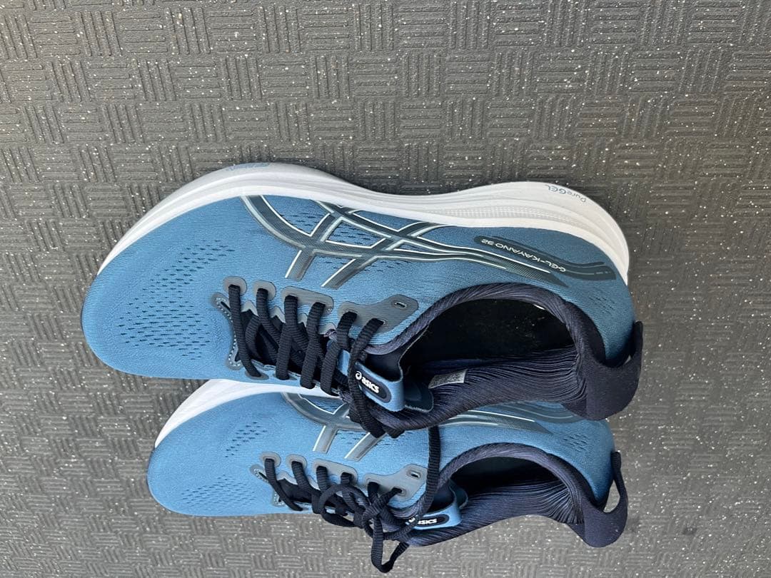 スパイク・シューズ ASICS GEL-KAYANO32 28.5cm(wide)