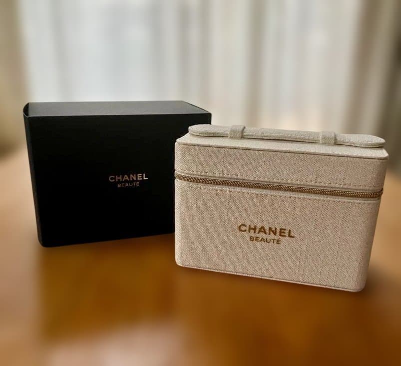 ⭐︎新作⭐︎新品⭐︎箱付き⭐︎CHANEL バニティバッグ 使い方いろいろ楽しめる【CHANEL】バニティバッグ (CHANEL
